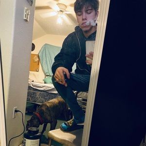 Meet your Posher, Christopher